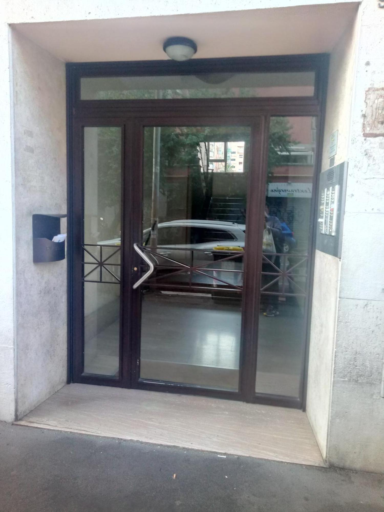 Casa Blaserna Nel Cuore Dello Shopping A Marconi E Trastevere Rome Exterior photo